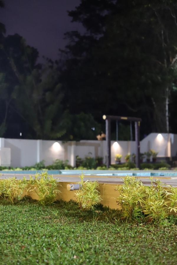 Seeheim Resorts Athirappilly Exterior foto